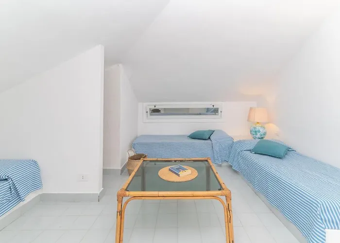 Vista Golfo 1 Apartment