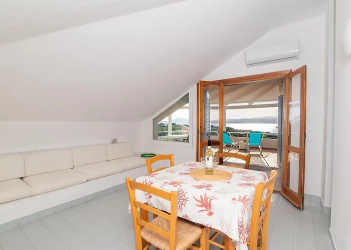 Vista Golfo 1 Apartment *